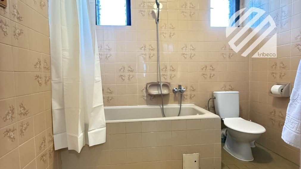 Na predaj RODINNÝ DOM v centre obce Konská