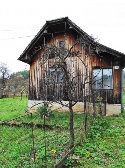 Rezervované - Predaj chalupy v obci Rajecká Lesná, 1068 m2, cena 68.000 €