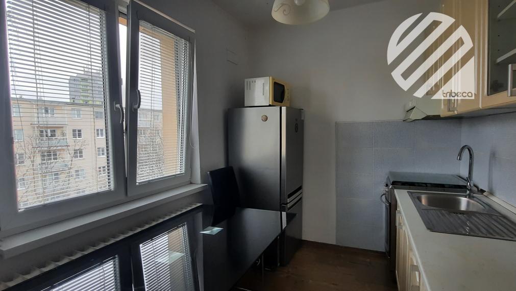 Predané. Zariadený 2-izbový byt s balkónom, Hliny 7