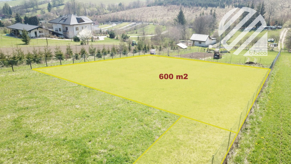 Predaj pozemku v obci Podhorie, 677m2 , 72.000 €