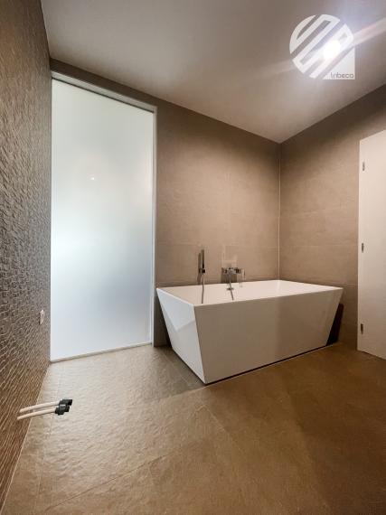 PREDANÉ: Predaj novostavby 3- izbového bytu so záhradou, 92 m²