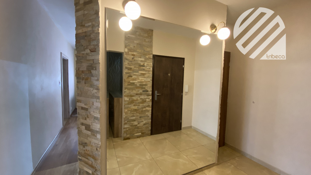 2-izbový byt 61 m² s dostatkom parkovacieho miesta, 115.000 Eur