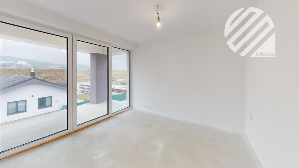 Predané-Trojizbový holobyt  v novostavbe s parkovaním v Kotešovej