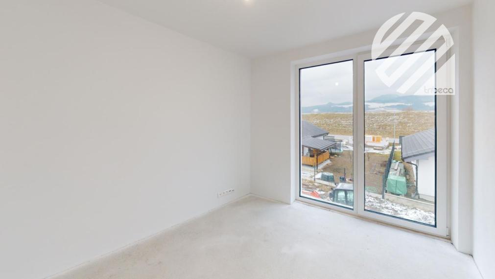 Predané-Trojizbový holobyt  v novostavbe s parkovaním v Kotešovej