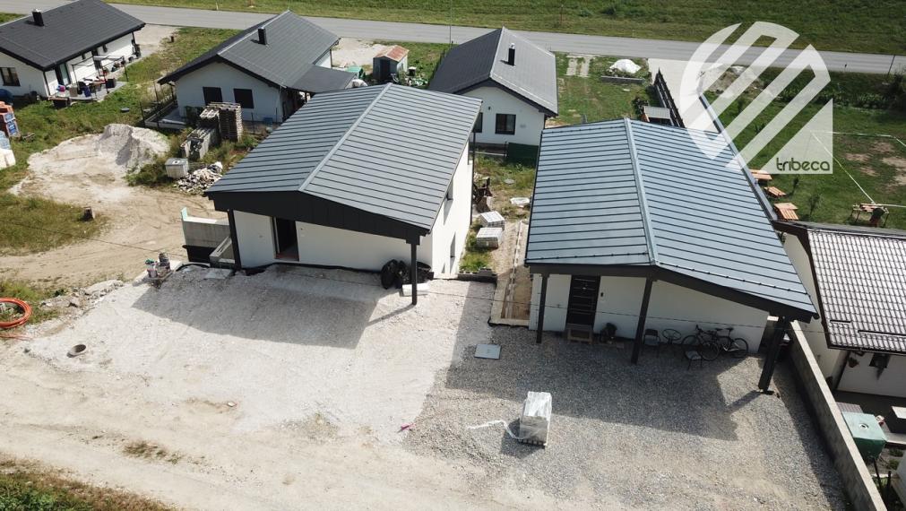 Predané-Trojizbový holobyt  v novostavbe s parkovaním v Kotešovej