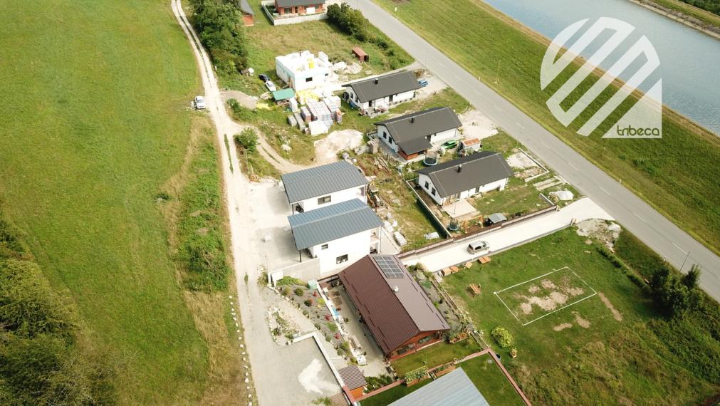 Predané-Trojizbový holobyt  v novostavbe s parkovaním v Kotešovej