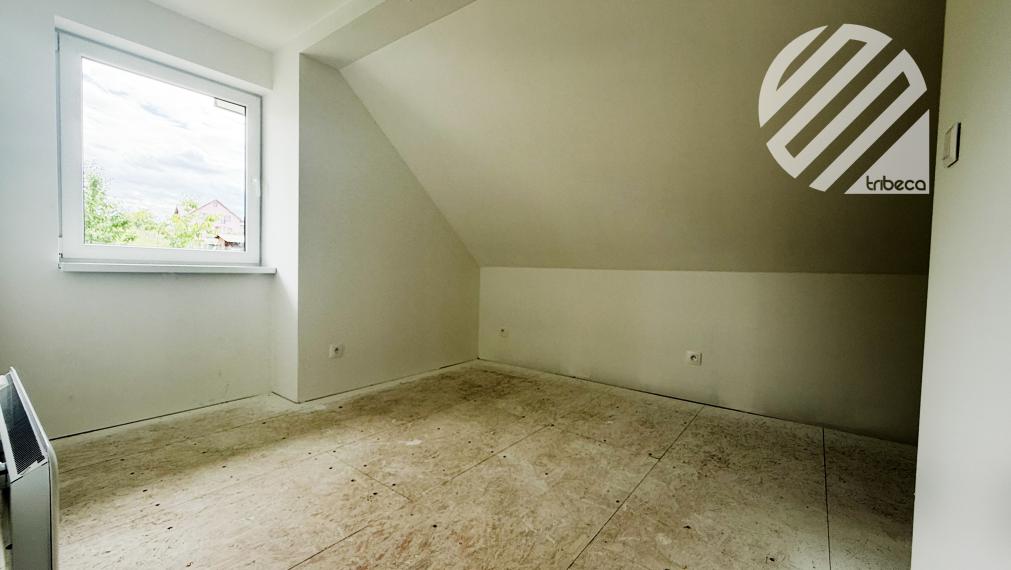 Predané .  Zrekonštruovaný 4-izbový RD, Žilina- Trnové