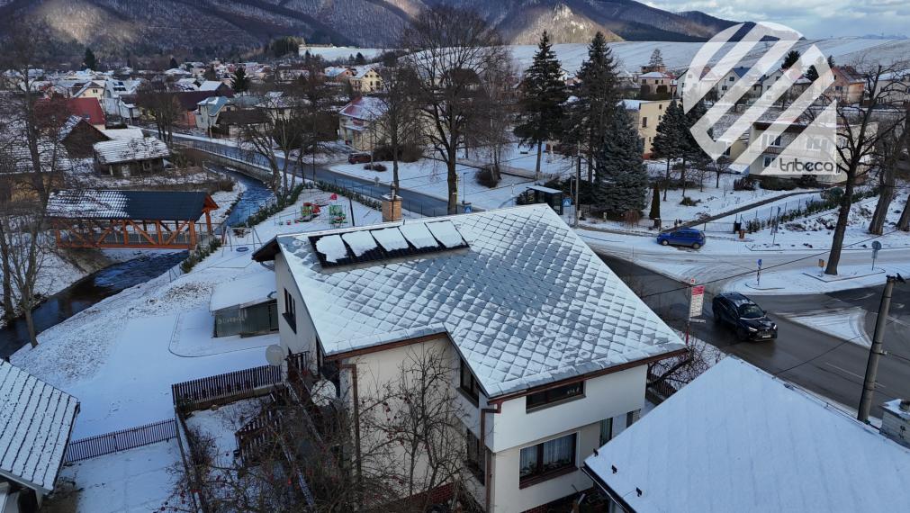 Na predaj RODINNÝ DOM v centre obce Konská