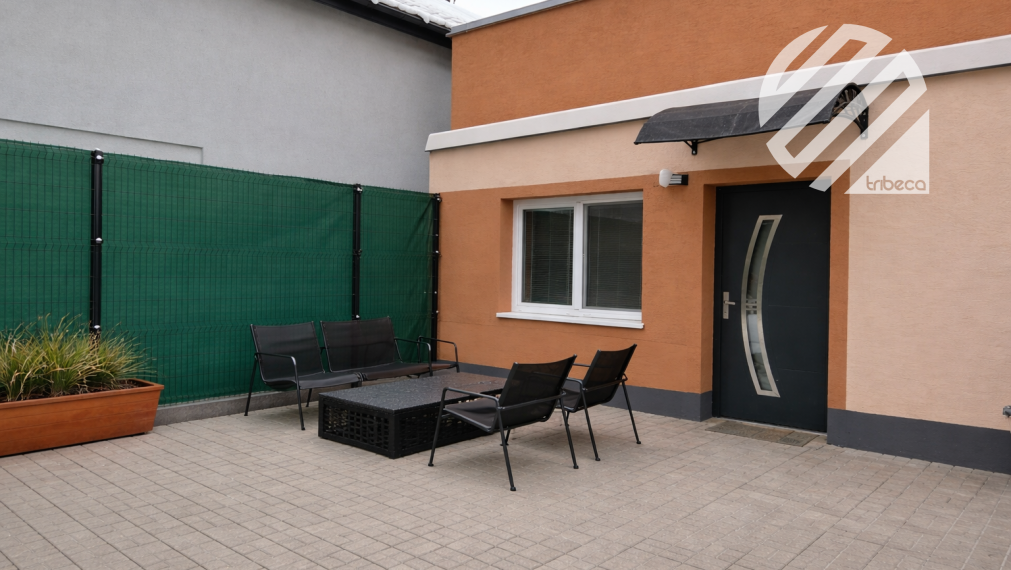 Predaj RD v Tepličke nad Váhom- 7 izbový , 2 bytové jednotky