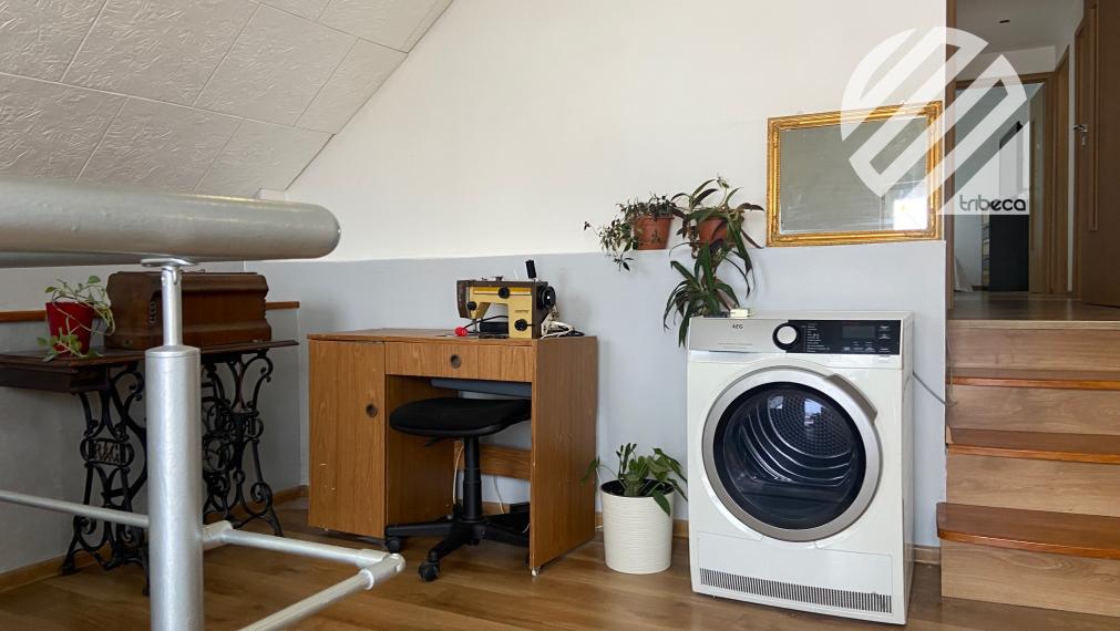 Rodinný dom s apartmánom v centre Tepličky nad Váhom – bývanie, podnikanie aj príjem v jednom