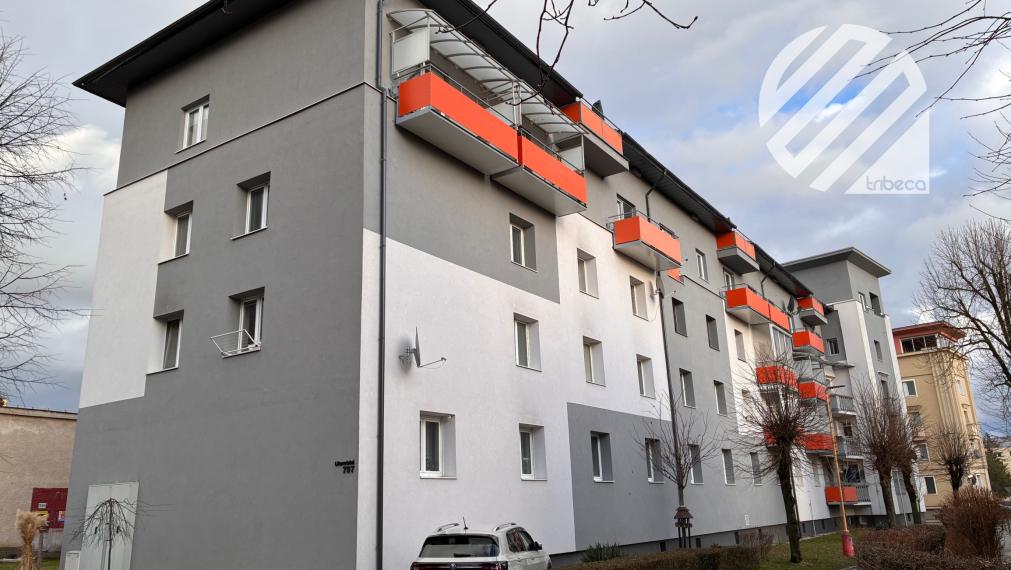 Priestranný 3-izbový 83m2 byt v tehlovom dome / KNM, Litovelská