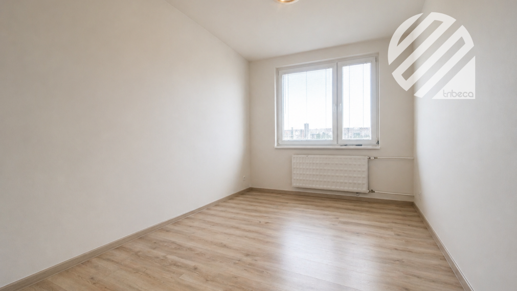 Predaj 3- izbový byt Žilina Solinky, 69 m2 + loggia, čiastočná rekonštrukcia