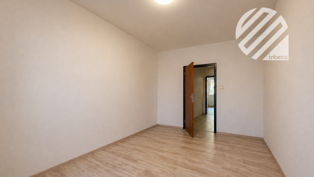 Predaj 3- izbový byt Žilina Solinky, 69 m2 + loggia, čiastočná rekonštrukcia