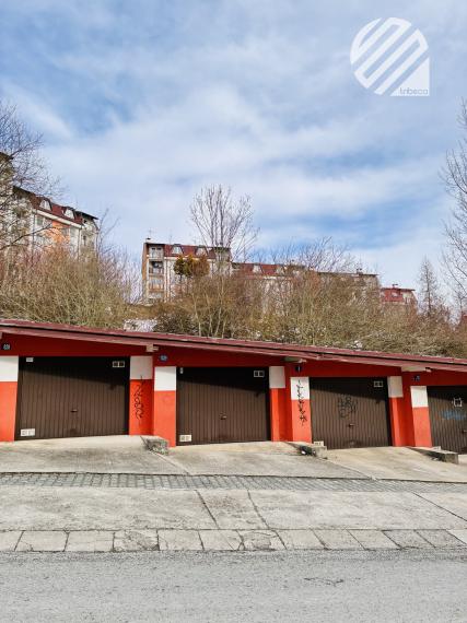 Garáž na predaj (20 m²) – ideálna na parkovanie aj skladovanie