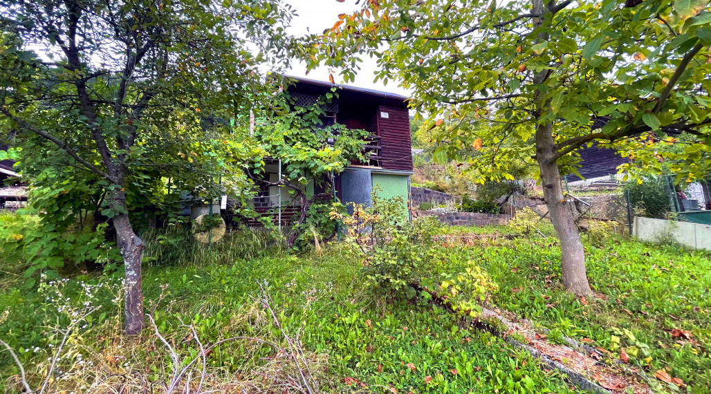 Predané- Chatka v záhradkárskej oblasti na Dubni v Žiline- Budatín