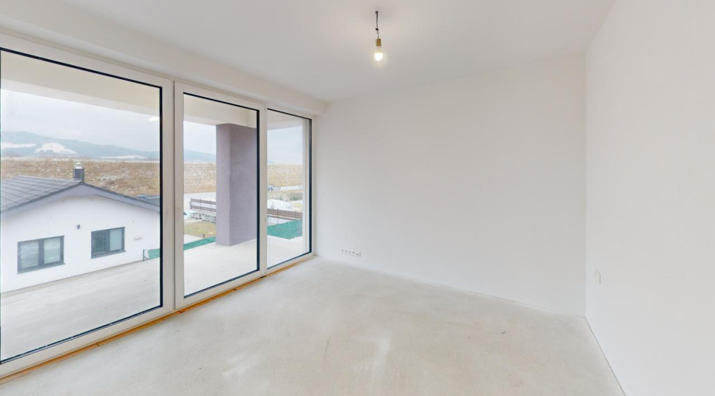 Predané-Trojizbový holobyt  v novostavbe s parkovaním v Kotešovej