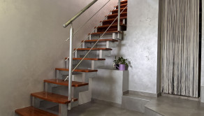 Schodisko na 1.poschodie