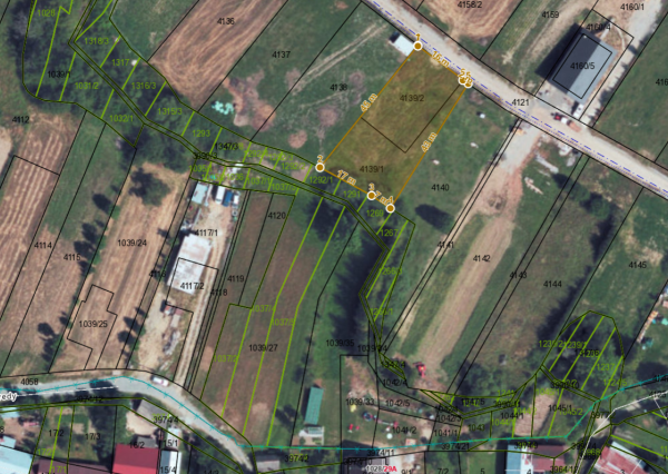 Nová ulica, nové domy, nový začiatok – pozemok s povolením vo Vaňovke (Hruštín)