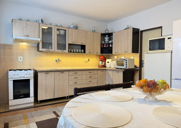 Na predaj RD s dvoma bytovými jednotkami v obci Konská