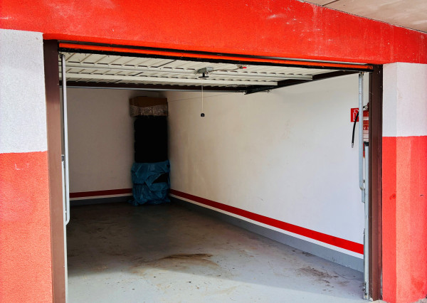 Garáž na predaj (20 m²) – ideálna na parkovanie aj skladovanie