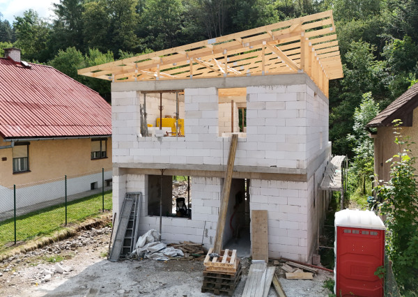 Predaj rodinného domu v najlepšej lokalite obce Varín