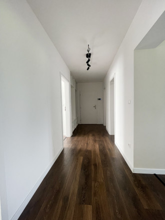 PREDANÉ: Predaj novostavby 3- izbového bytu so záhradou, 92 m² - fotografia 12