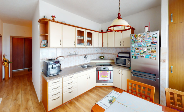 Predané  2-izb.byt 69 m2 s balkónom a výhľadom v KNM 128 800 Eur