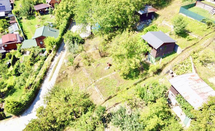Predané- Chatka v záhradkárskej oblasti na Dubni v Žiline- Budatín - fotografia 10