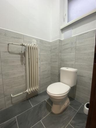 Prenajaté : Svetlý nebytový priestor na prenájom 34 m2 – Žilina, zdravotné stredisko - fotografia 8