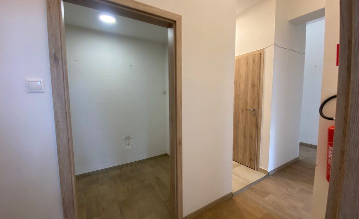 Prenajaté: Prenájom priestoru pre zdravotnícke profesie 68 m2. - fotografia 5