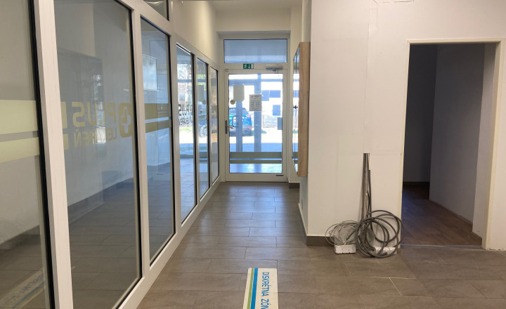 Prenajaté: Prenájom priestoru pre zdravotnícke profesie 68 m2. - fotografia 1