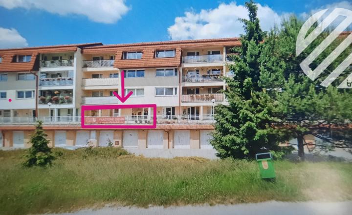 Na predaj kancelárske/obchodné priestory 90 m2 -výhodne - fotografia 2