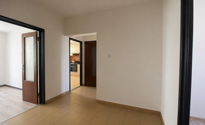 PREDANÉ:  Predaj 3- izbový byt Žilina Solinky, 69 m2 + loggia, čiastočná rekonštrukcia - fotografia 6