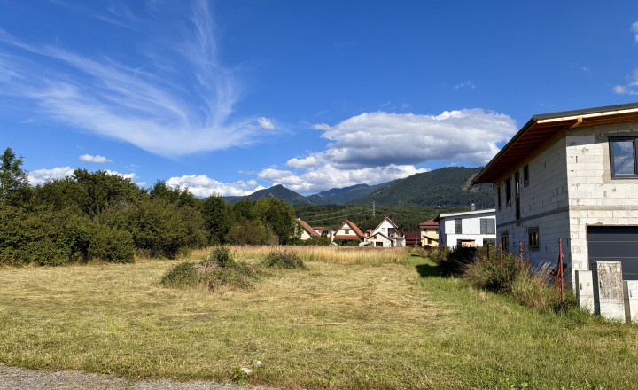 REZERVOVANÝ / Posledný voľný pozemok: IBV Varínska alej - fotografia 3