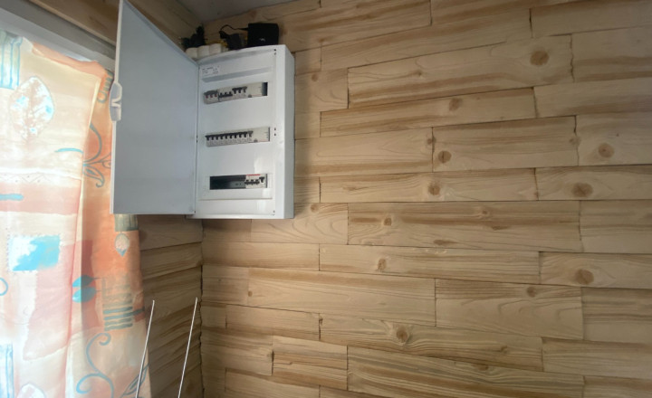 Teplička nad Váhom-Dubeň – 414 m² záhrada, fóliovník, studňa, chatka. - fotografia 13