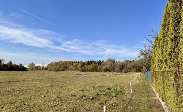 Postavte si dom v Gbeľanoch – rovinatá parcela | 786 m² - fotografia 7