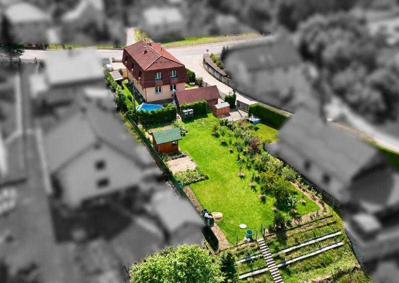 Nová cena! Polyfunkčný RD -2 bytové jednotky, dielňa, garáž, parkovanie, bazén, pozemok 1276m2- Čierne pri Čadci